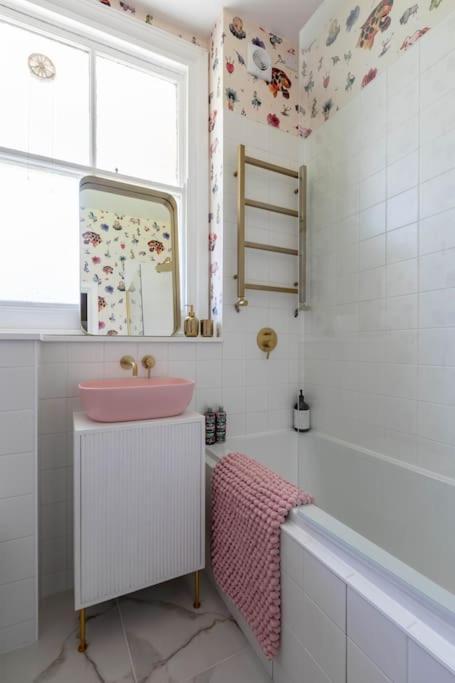 Wolverdene - Entire Ground Floor Flat With Garden Μάργκεϊτ Εξωτερικό φωτογραφία